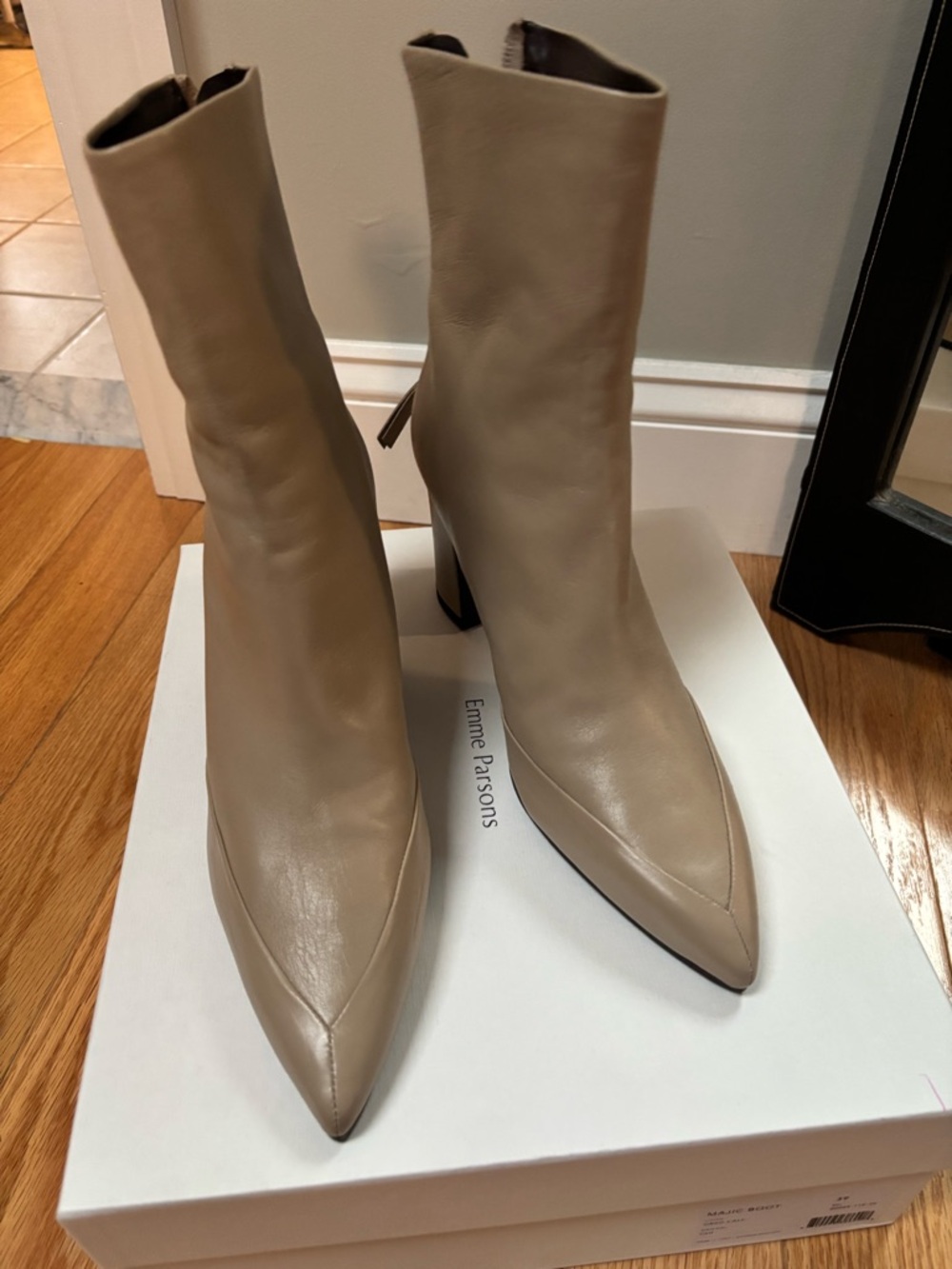 NIB Emme Parsons taupe boots 39 like a size 8